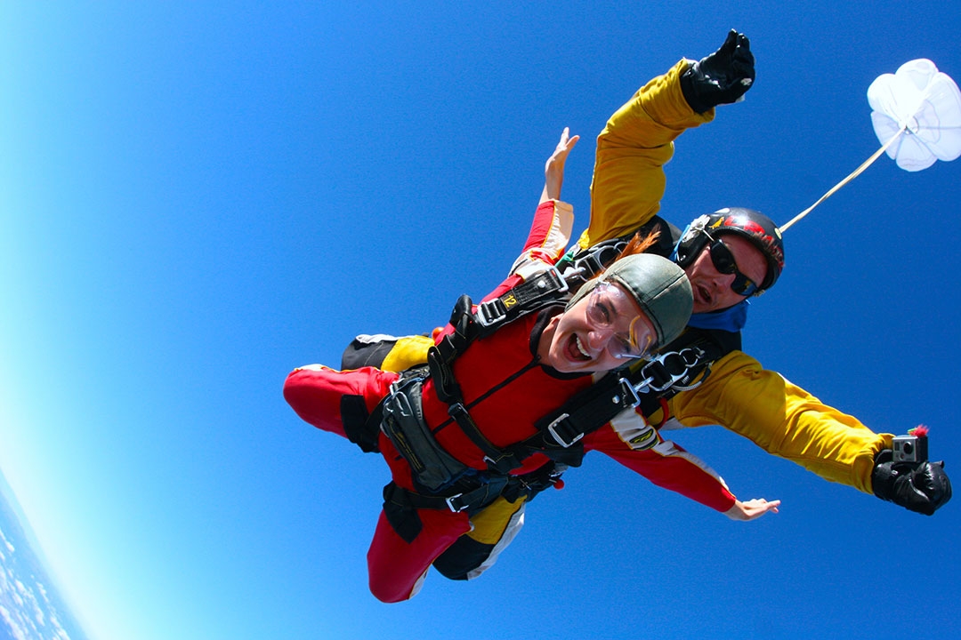 Skydiving in Lake Taupo New Zealand