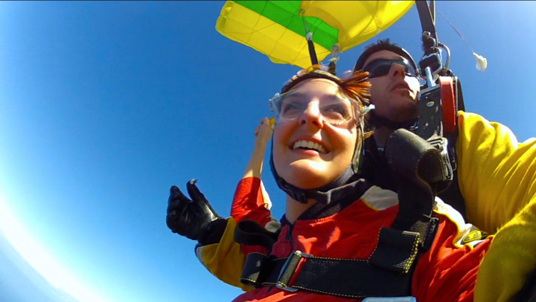 Skydiving in Lake Taupo New Zealand - Taupo Tandem Skydiving