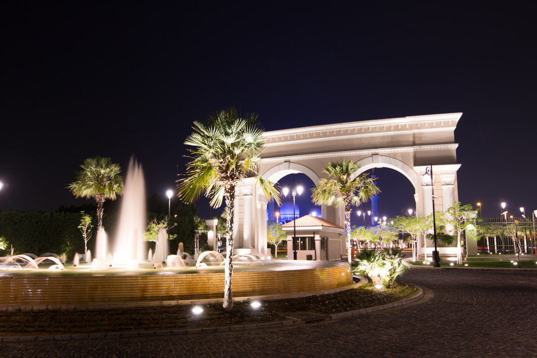 Ritz Entrance with the Sheikh Zayed Grand Mosque in the background